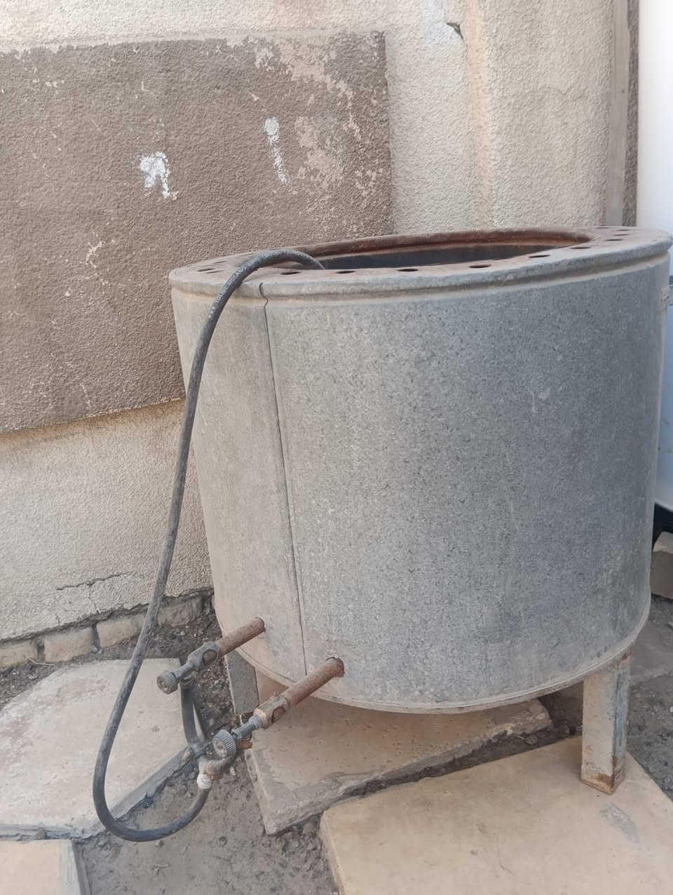 مكلفه بالنشر حجم كبير  للبيع السعر 35
المكان شارع 40


**إذا كنت صاحب هذا الإعلان وتريد حذفه لأي سبب، رجاءا أرسل رسالة إلى الدعم الفني**