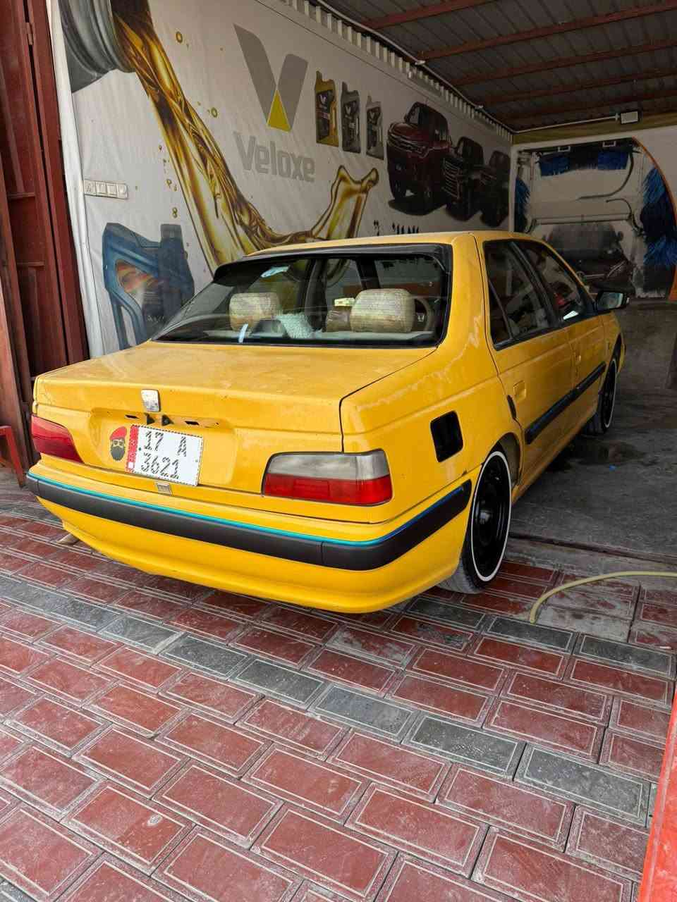 سلام عليكم سياره بيجو بارص موديل 12 رقم نكليزي تحويل ثاني يوم مصفره هيئه وغرامات مكينه لاتنقيص ولاتبخير تبريد ثلج مكاني كربلاء سعر 29 وبيه مجال بسيط رقم ***********
