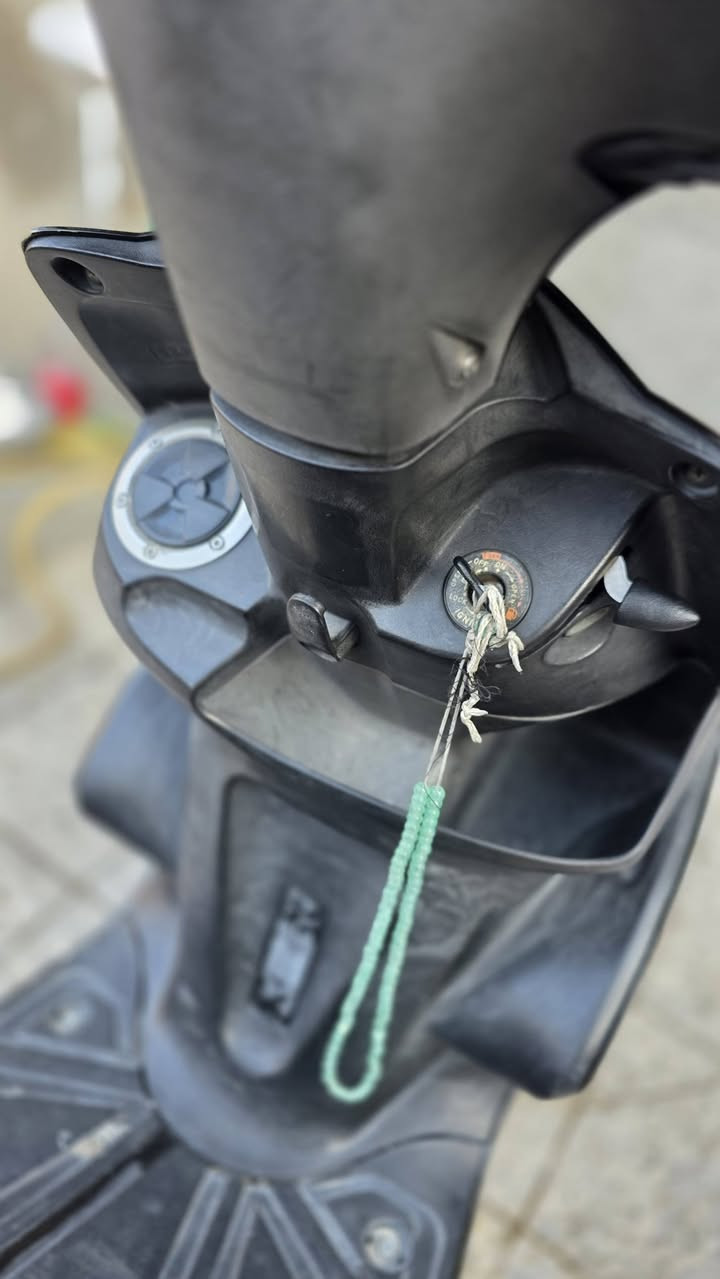 للبيع فقط ماكس مضلع كابريتر كلشي شغال بيها ما نقصها برغي واحد اصبح نص نكره دخانه ماكو كفرات اصلي كهربائيات كامله السعر ٧٥٠ وبيها مجال بصيط مكاني بغداد الشعلة وهاذه رقمي *********** اوراق المعرض موجوده
