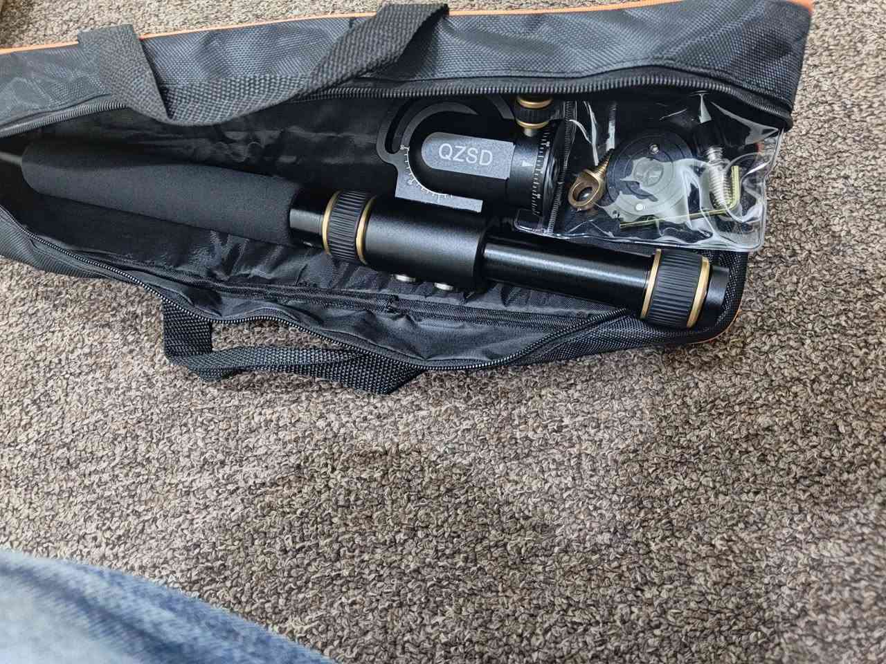 السلام عليكم ستاند وقطعة ثانية احترافيات السعر 100.


**إذا كنت صاحب هذا الإعلان وتريد حذفه لأي سبب، رجاءا أرسل رسالة إلى الدعم الفني**