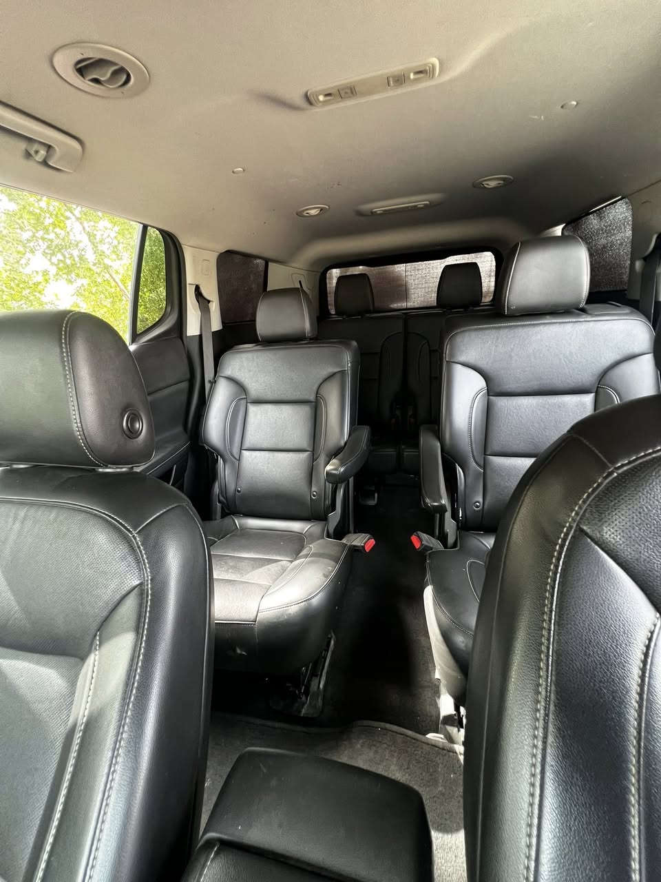 للبيع  GMC اكاديا موديل ٢٠٢١  محرك 6 سلندر   حادث موضح بالصورة مكان السيارة النجف السعر ٢٢٥ رقم اربيل محرك كير بالشرط ايرباك الدركه فقط  رقم الهاتف ***********
