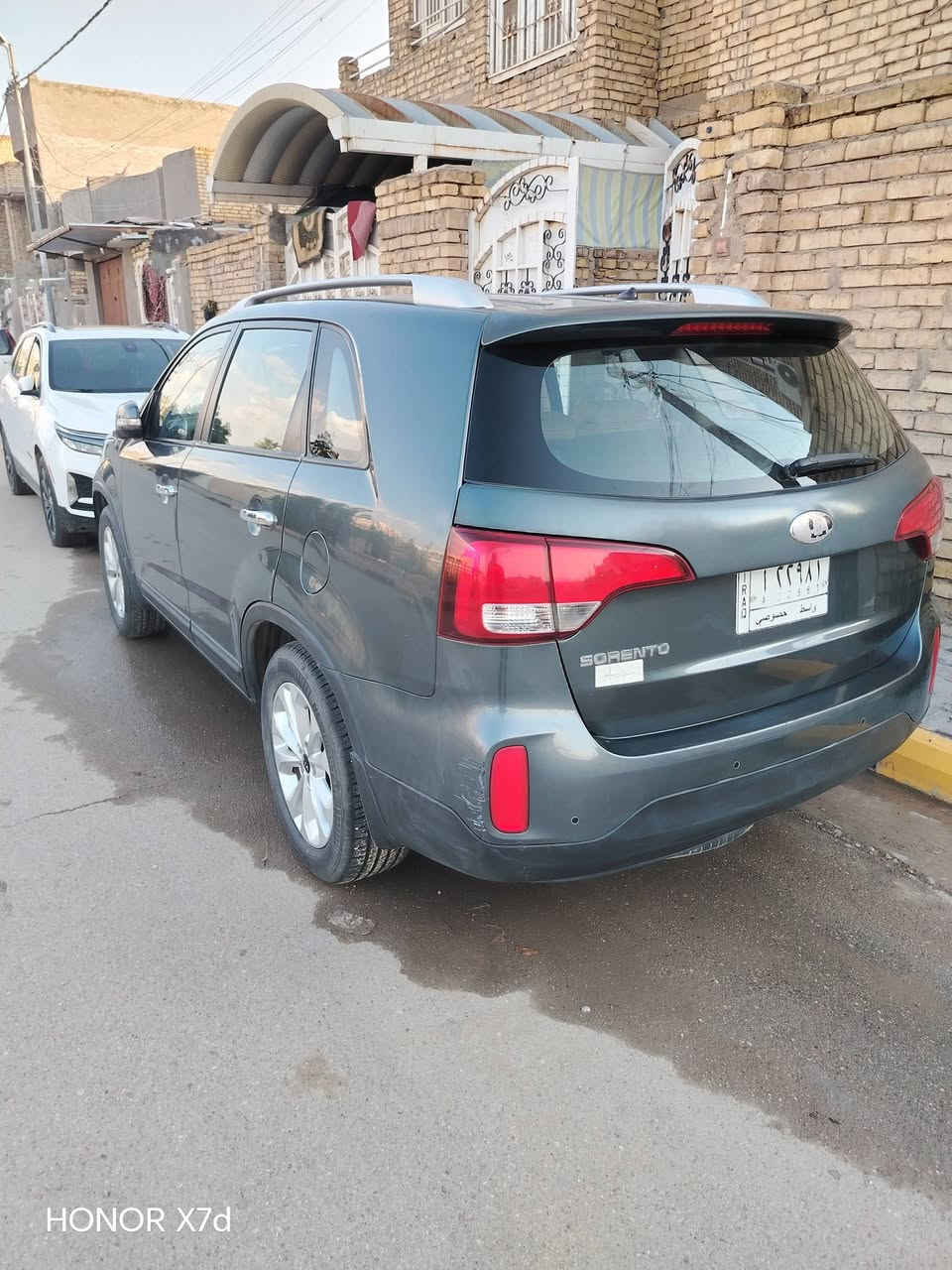 سياره سورنتو موديل ١٤ خليجي كويتي نظيفه كلش على أيدي ومكفوله ٤ سلندر بلاديه السعر ١٦٠ وبيه مجال رقمها واسط مكانها الكوت رقم الموبايل ***********

