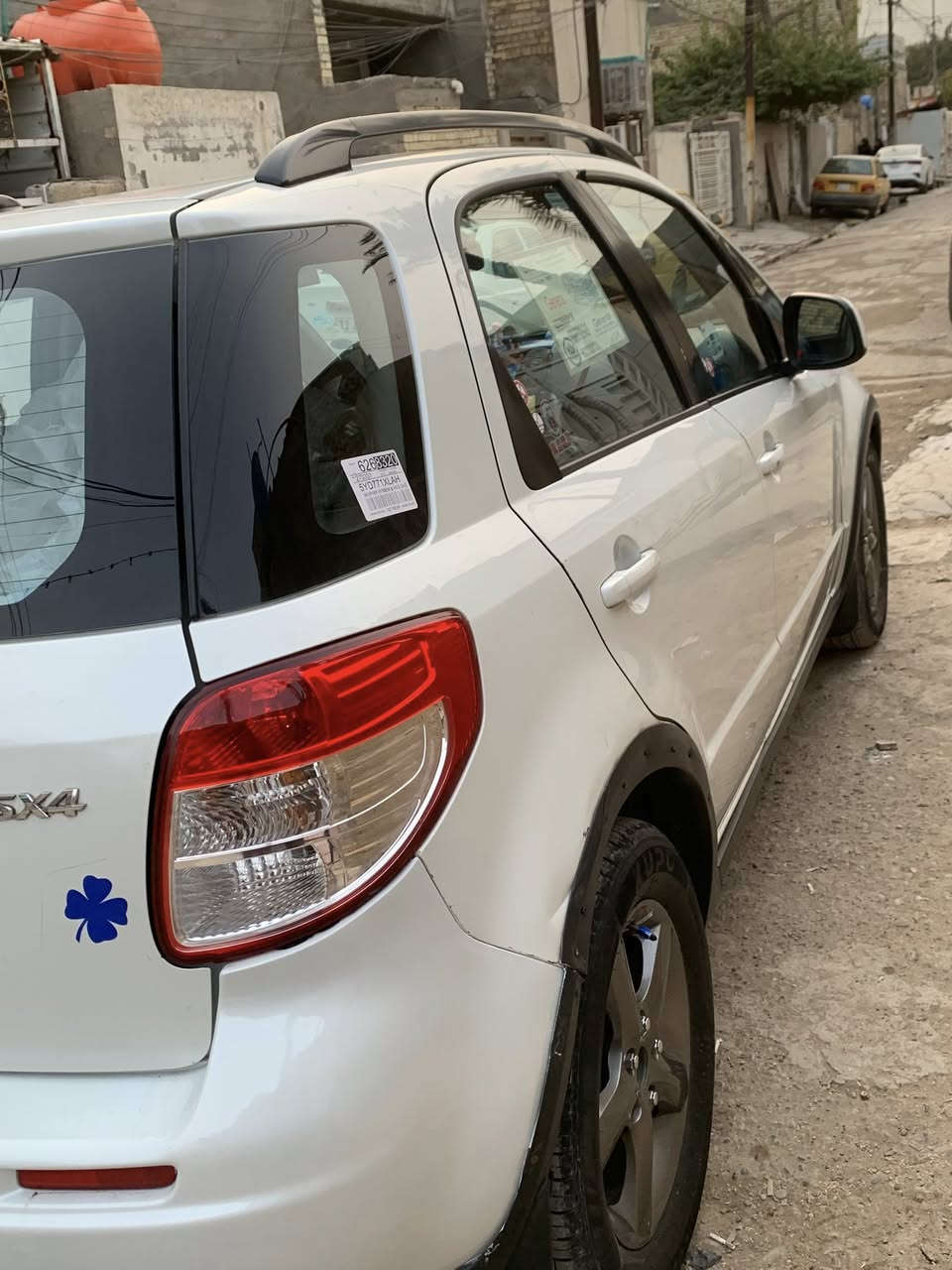 سلام وعليكم
سازوكي sx4 2009 وارد امريكي
حادثها بس جاملغ خلفي صفحت السايق بدون دواخل
سيارة خير من الله مابيها اي نواقص مكينة گير صدر تبريد ثلج تخم تاير  سيارة جاهزة على اربعة وعشرين حباية
رقم انگليزي ديالى باسمي مشروع وطني 
عنوان السيارة بغداد 
للتواصل ***********
