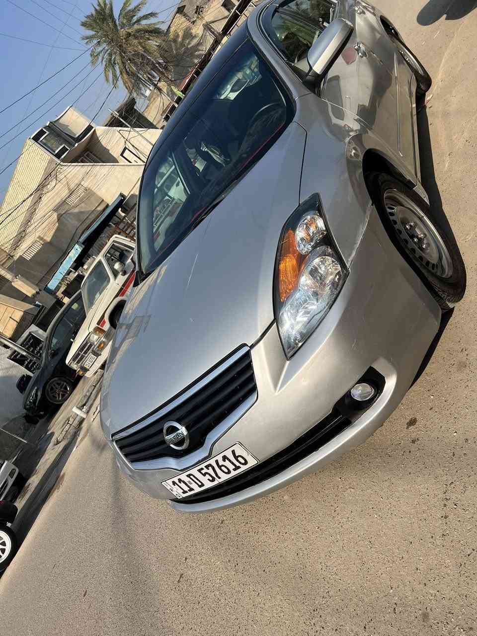 السلام عليكم ...
نيسان التيما 2009 خليجي 
مكفولة من كير ومحرك 
جاهزة ومابيهه كل نقص 
السعر 78  ورقة 
واي استفسار :
***********
