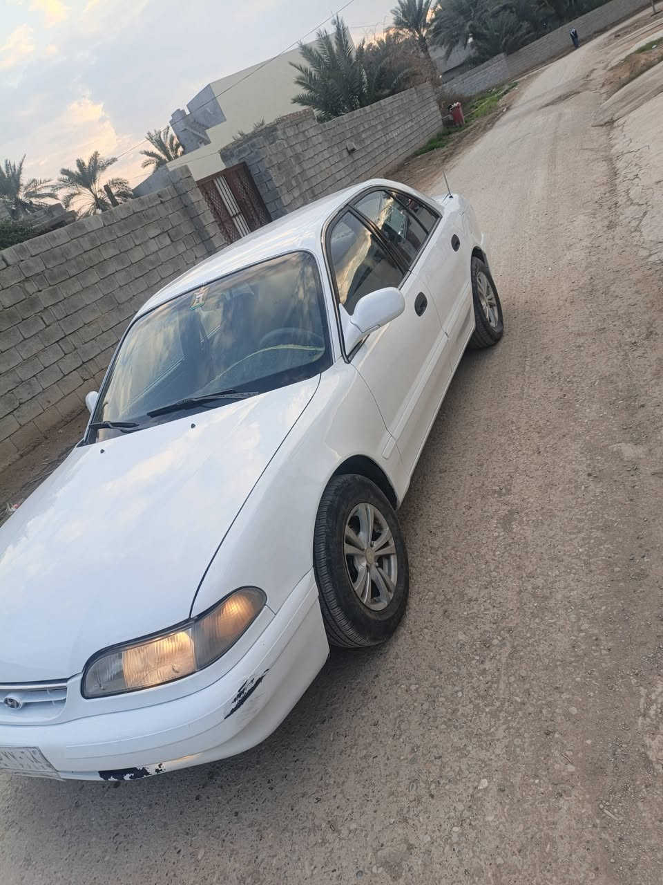 سوناته 2
كير اوتو مكفول 
مكينه مفتوح مكفوله 
1994 سياره حلوه وجاهزه كهربائياتهه كلهه شغاله
تبريد شغال 
السعر 45 بيهه مجال عنوان ديالى بعقوبه قرب تقاطع لقدس
***********
