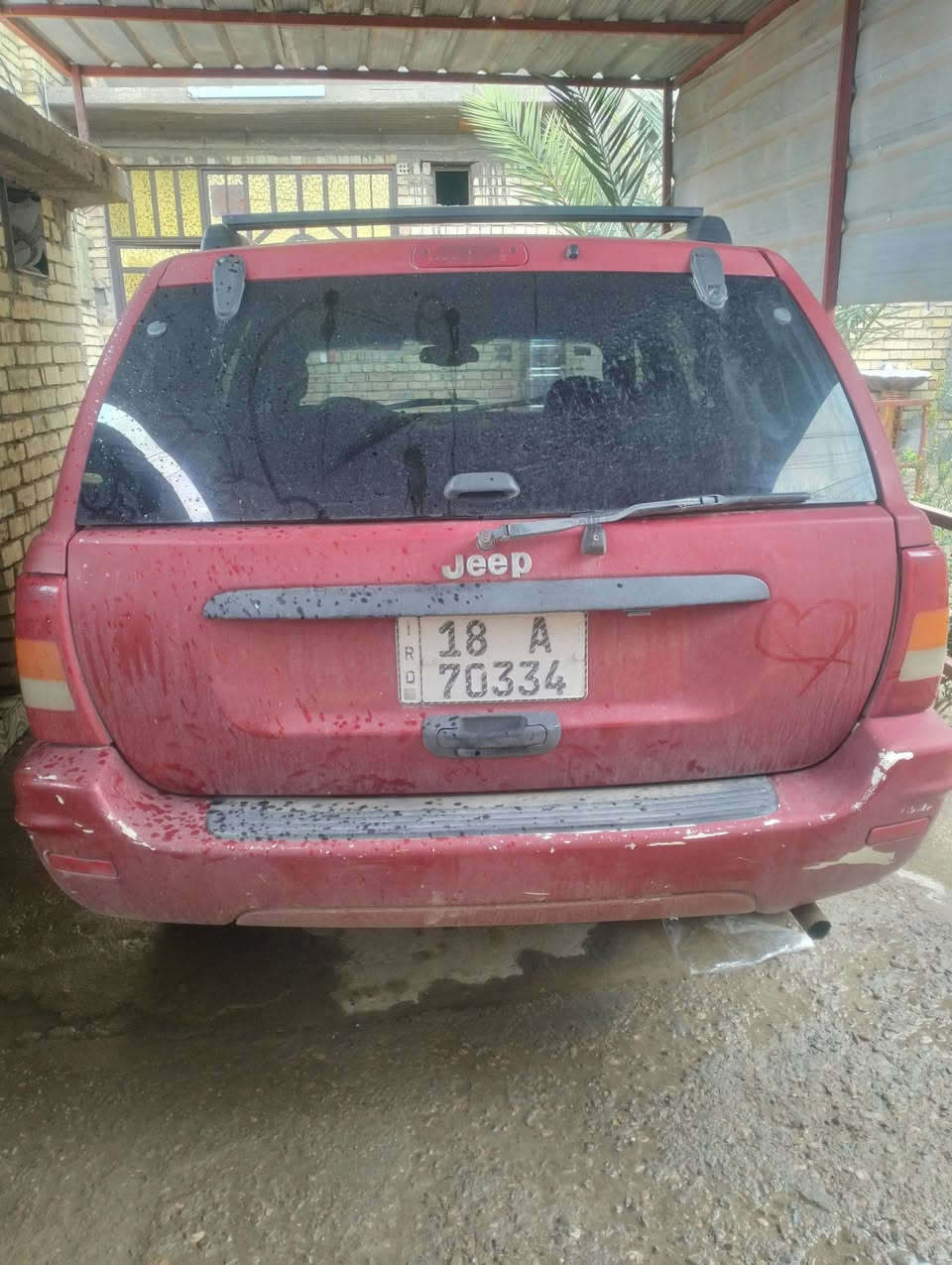 السلام عليكم
للبيع مستعجل 
جيب شيروكي 2002
محرك VVT مصبوغه عام 
السعر 36 
التواصل على الرقم ***********
