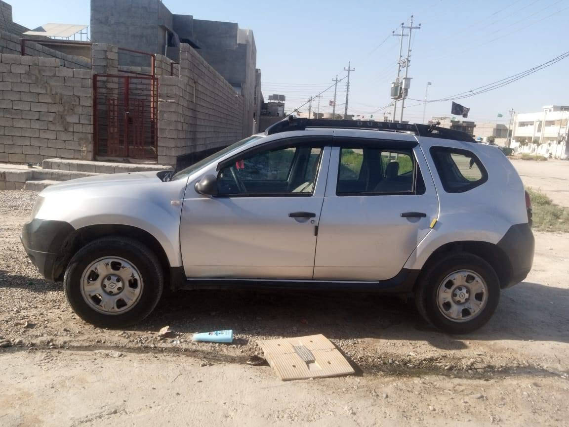 سلام عليكم رينو داستر 2017 منضومه غاز بشرط انسى الصرف بانزين سياره تخم تاير جديد مع لسبير غرفه جديده بلجيس تبريد نقص الغاز فقط مكينه 2000 لا صرف ولا نضوح ولا تبخير جديده كير كفاله ترايك وين متريد السياره لاحادث ولاطخه رقمها 11 بغداد الانكليزي هزه جديده كلش حلوه سياره بلعافيه ع الياخذها بلعافيه ع الياخذها 80$ وبيها مجال بسيط للبيع او مراوس تكسي ***********
