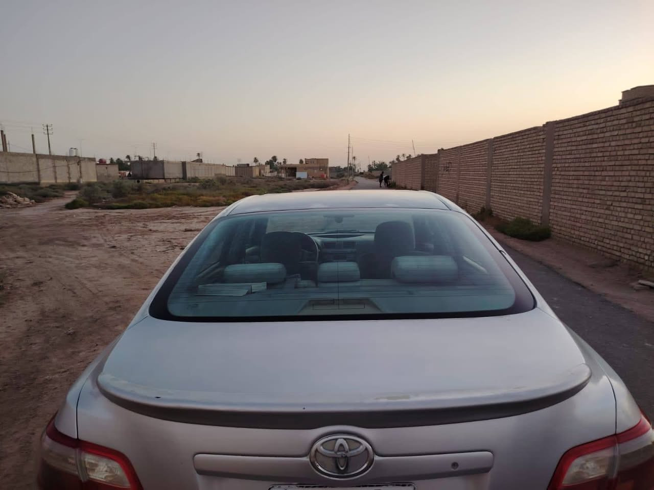 للبيع سيارة تيوتا كامري موديل ٢٠٠٩
رقم ذي قار حديث إنكليزي سنوية مجددة گير جديد ومحرك لاتنقيص ولاتبخير تبريد حداديه كهربائيات جيد جدا فتحة سلايت مصبوغة حزام حادث جاملغ أيسر مبدل 
سعر البيع 85 $
رقم تليفون مباشر ***********
واتس إب ***********
