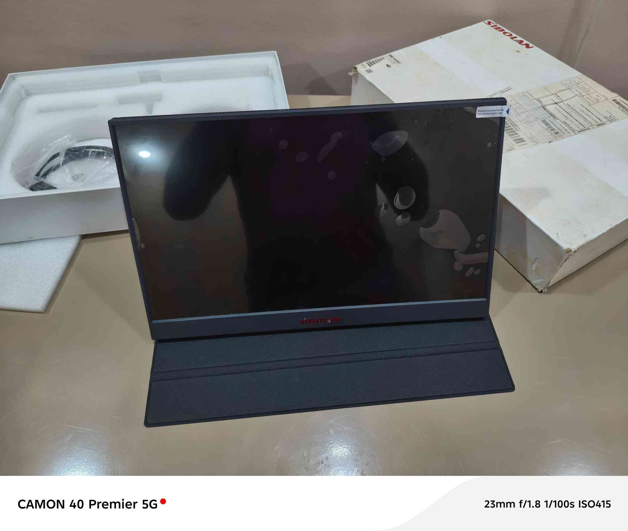 السلام عليكم شاشه جديد متنقله لدراسه والالعاب البلي وغيرها الوضوح 4k
السعر 75 وبيه مجال
***********
***********
