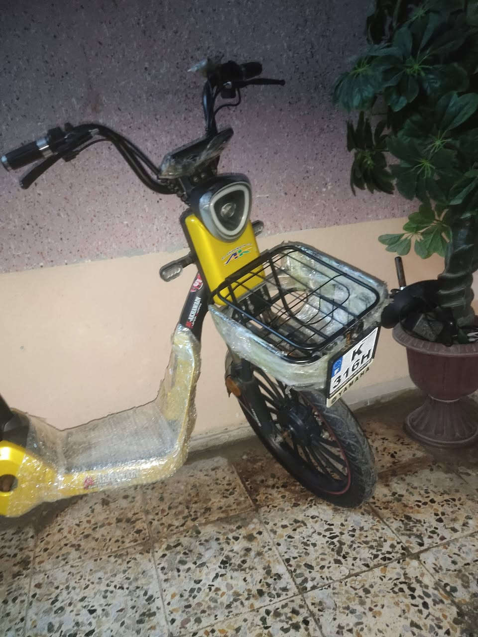 ماطور حجم 20 شرط كلو شغال حساس اشاير لايت باتريات السعر 175 قفل بلا  معاملا ***********
