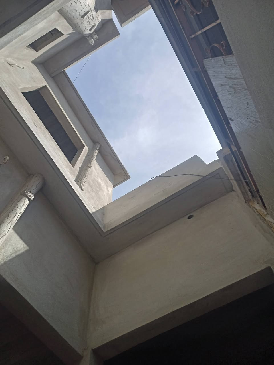 لبخ سمنت مالج كامل 1750 النص مالج 1250 الشربت داخل البيت 500حالين متفرق حالين ***********
