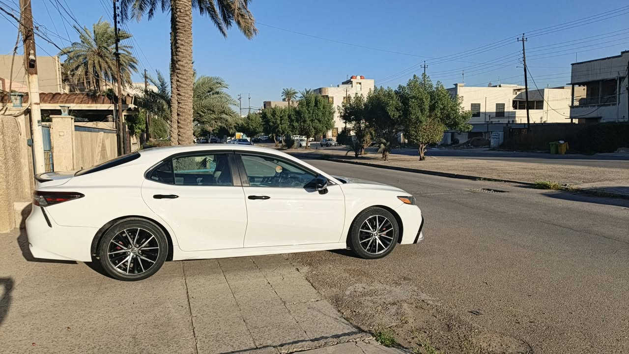 للبيع مستعجل
‏كامري Se ابيض  موديل  ٢٠٢٠  ضرر ٣ قطع و شبر بارد 
‏السعر ١٦٥ 
‏مكانها كركوك
‏ ***********
‏
