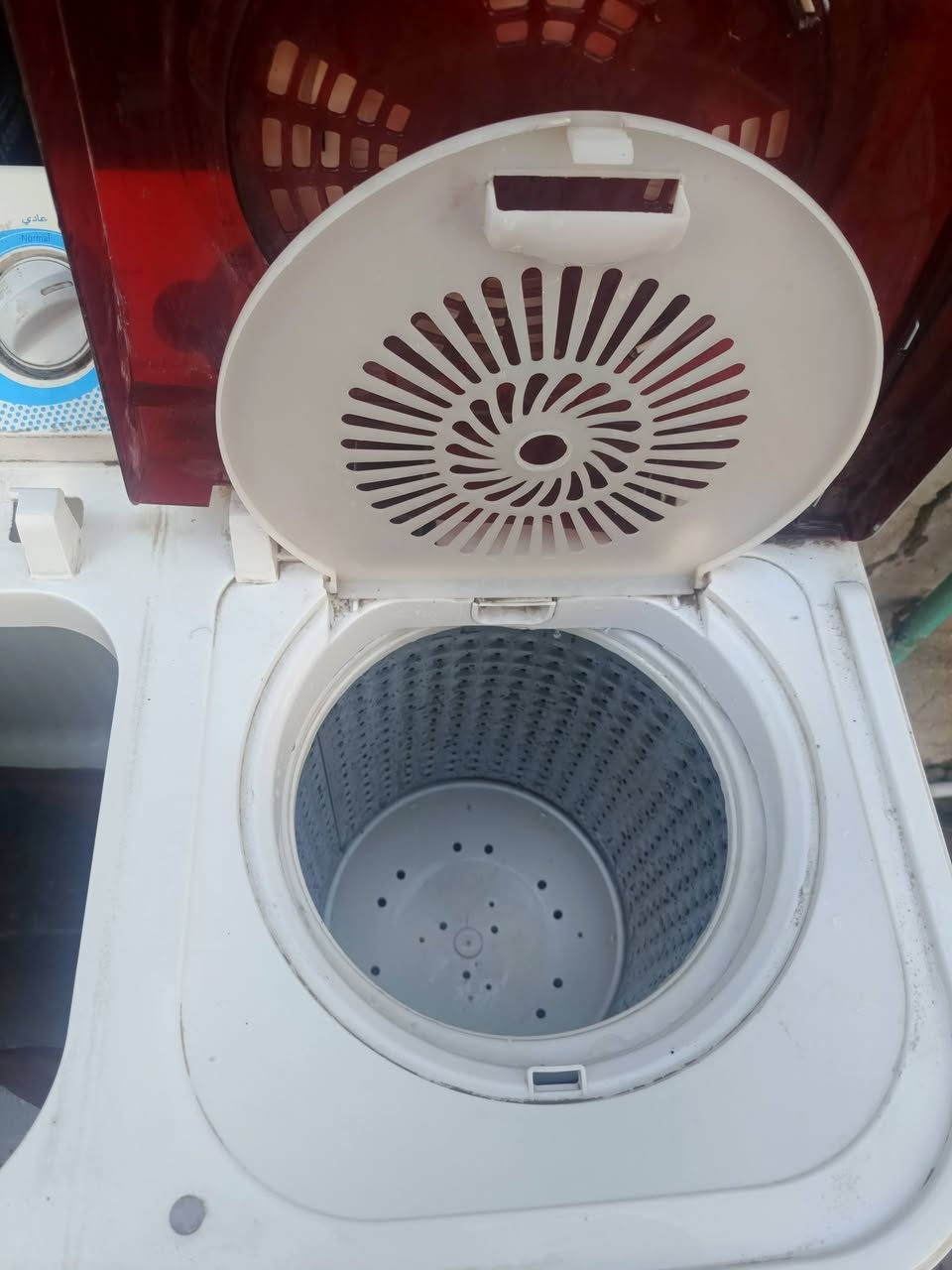 غسالة شغالة 13كيلو بس باب مكسور ب25


**إذا كنت صاحب هذا الإعلان وتريد حذفه لأي سبب، رجاءا أرسل رسالة إلى الدعم الفني**