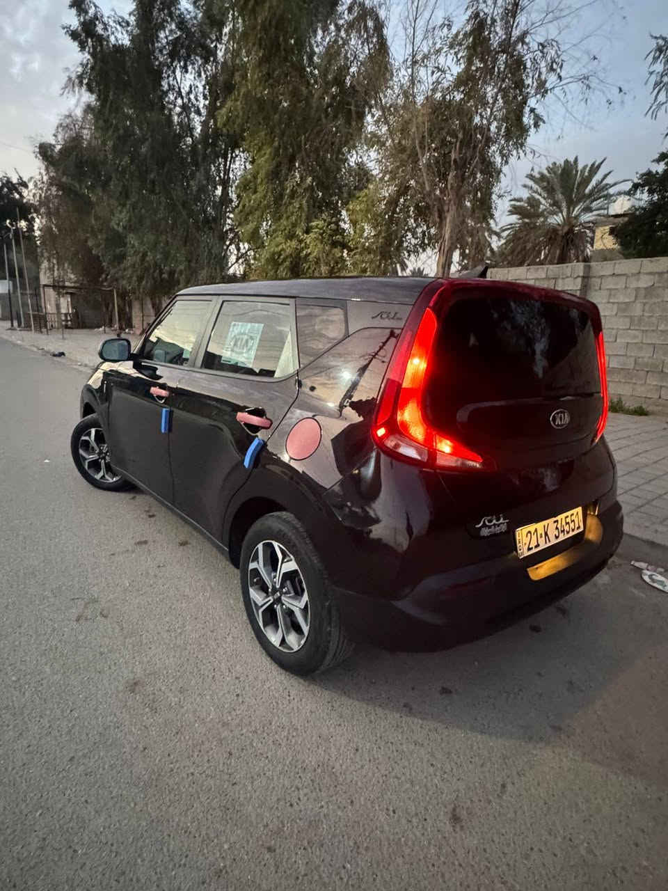 السلام عليكم 🫡
كيه صول موديل 2021 وارد أمريكي 🇺🇸 
ليبل واحد 1️⃣ 
سيارة حادثها من امريكه وجه البنيد بدون شاصي بدون لغد 
بدون قطرة دواخل  الحادث بل عراق  الهلال الخلفي بس كلير سيارة 🚗 ماشيه 37 الف سيارة بوضع شركه 
محرك ألفين دوش كير اي تي 
تخم تاير جديد 
صدر امامي خلفي جديد 
شاشه كبيرة 
تحكم ستيرن جهتين 
وبيها هواي مواصفات مذكورة 
رقم شمالي تريد وكاله تريد تحويل  
133وبيها مجال كلش بسيط
سيارة بسمي تحويل ثاني يوم 
مكان سيارة 🚗 بغداد الزعفرانيه 
***********

