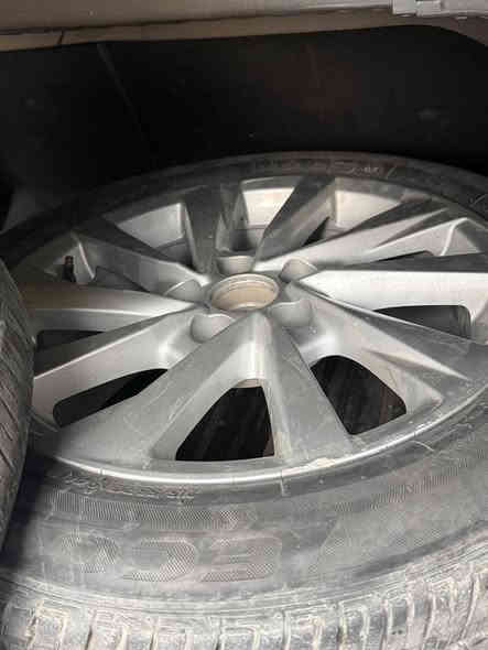 تخم ويل كامري حجم 17 هوه وتايراته بس واحد طاك الويل جديد ونظيف كلش العنوان البصره المطيحه سعره 325 بي مجال قليل للاستفسار 
*********** اتصال 
*********** واتساب البصرة
