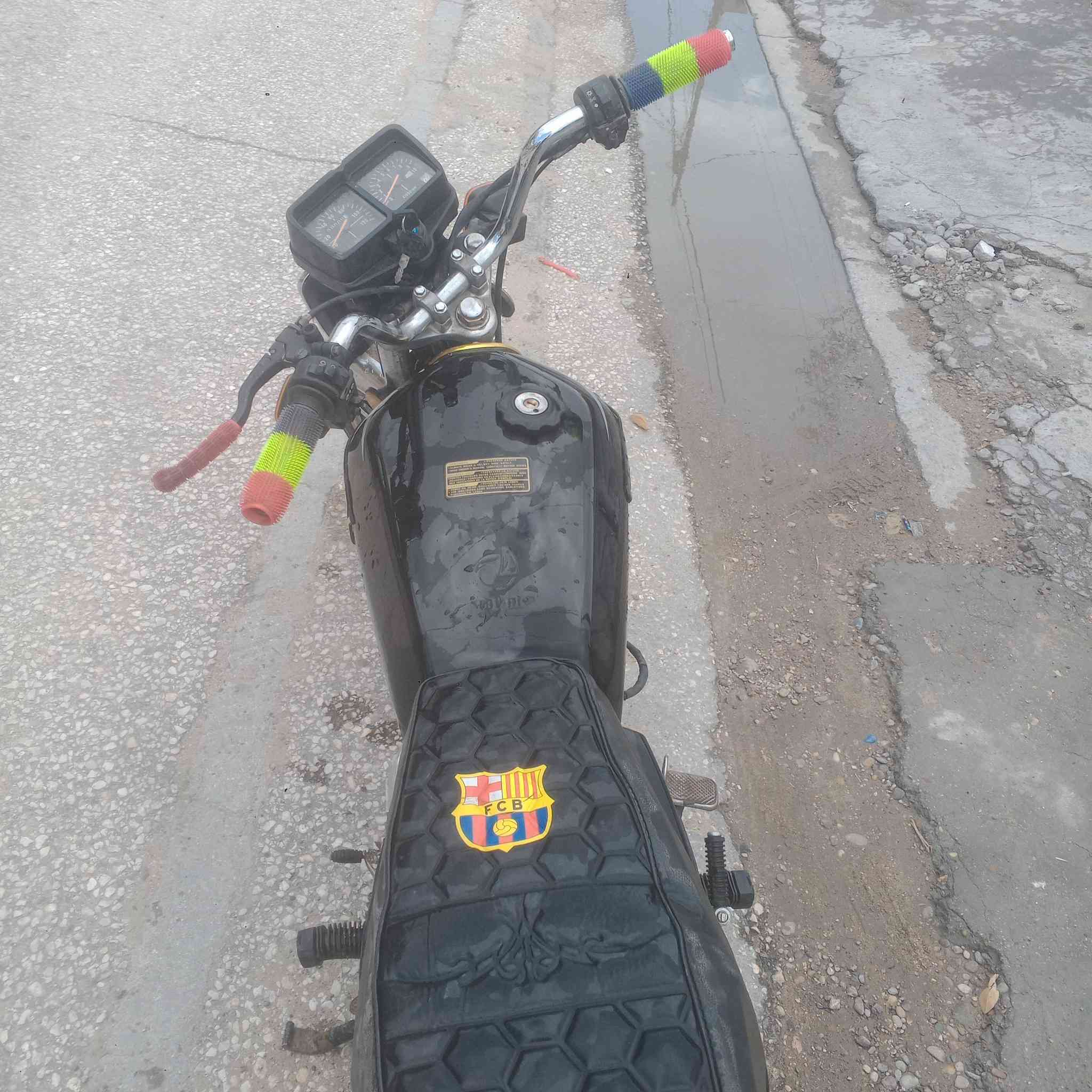 سلام  عليكم   شباب دراجه ايراني  سيفان  5 كير  موديله  2020   دراجه كامله من كهربائيات كامله نكره سلف  تأيراته   جدد سعر 475 مجال بسيط مكاني  بغداد الدوره  ***********
