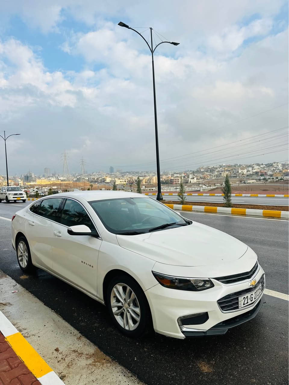 مالیبۆ ٢٠١٧ LT مەکینە ١٥ تۆربۆ 
شاشەگەورە بەسمە شەخال کوشن کارەبایی ٤ دەرگا بەسمە تەبریت مەرکەزی رەقەمو ژینگەی تازەیە گیرو مەکینەو کارەبەیاتی بەشەرت سعر ٩٨ ژم *********** السليمانية, العراق
