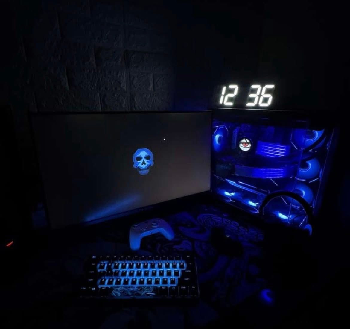 السلام عليكم 3060ti للبيع بيسي كامل المواصفات 
————————————————————————
Gpu: 3060ti galax  
رامات 2x8 ddr4 3600hz
Cpu: Ci512400f
التخزين 1تيرا 
التبريد sama360 شاشه 
Power Supply: 650w asus 
Mother board: b660 M-K asus 
الكيس 10 مراوح 
شاشه 2k  فريم200 
كيبورد هايبر اكس 
مايك هايبر اكس سولو كاست 
تجميعه كامل ماوس لوجتك هم 
سبب البيع طالب سادس 
قيم السعر بما يرضي الله 
***********
صارتلي مشكله بالارجيبي تتوقف ؏ نمط معين و ترجع تشتغل يعني مشكله بسيطه ما تاثر ؏ البيسي ولا على الاداء
