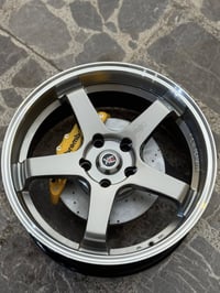 فولك 17-18 • كوري ياباني امريكي • FlowForm