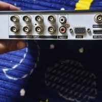 اخوان جهاز  تسجيل كامرات نوعيه سامسونج شغال دون اي مشكالك.يشغل 8كامرات...