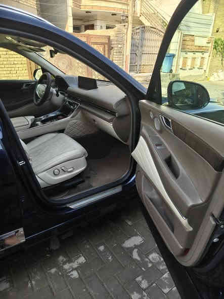 السلام عليكم 
جنسس gv80 2022 سته سلندر
اللون نيلي وارد امريكي ماشيه 37الف مايل حادث مرفق بالصور 
رقم اربيل بسمي 
السياره فول مواصفات برستيج حولته شرق اوسط النضام كله لغه عربيه والواقع المعزز واندرويد اوتو وكاربلي وايرليس وعليه نانوا سيراميك هكاري بروا.
مواصفات شاشه 3d وبيبان شفط وبردات كهرباء ويل 22 كرارسي خلفيه تدفئه تبريد داتا شوا وجاهزه الاخر حبه كلوب واحد مابيه مشتغل و5 رادار 3 امامي و2 خلفي
سعره 35,900 بغداد سيديه *********** بغداد
