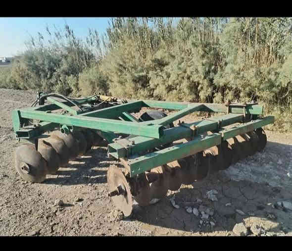 السلام عليكم للبيع دسك عمل الصويره 
اخو الجديد ادامه جديده صوج انضاف تايرات جدد.. 
السعر  ٤ ملايين اوبيه مجال قليل ..الاتصال ع الرقم ***********
