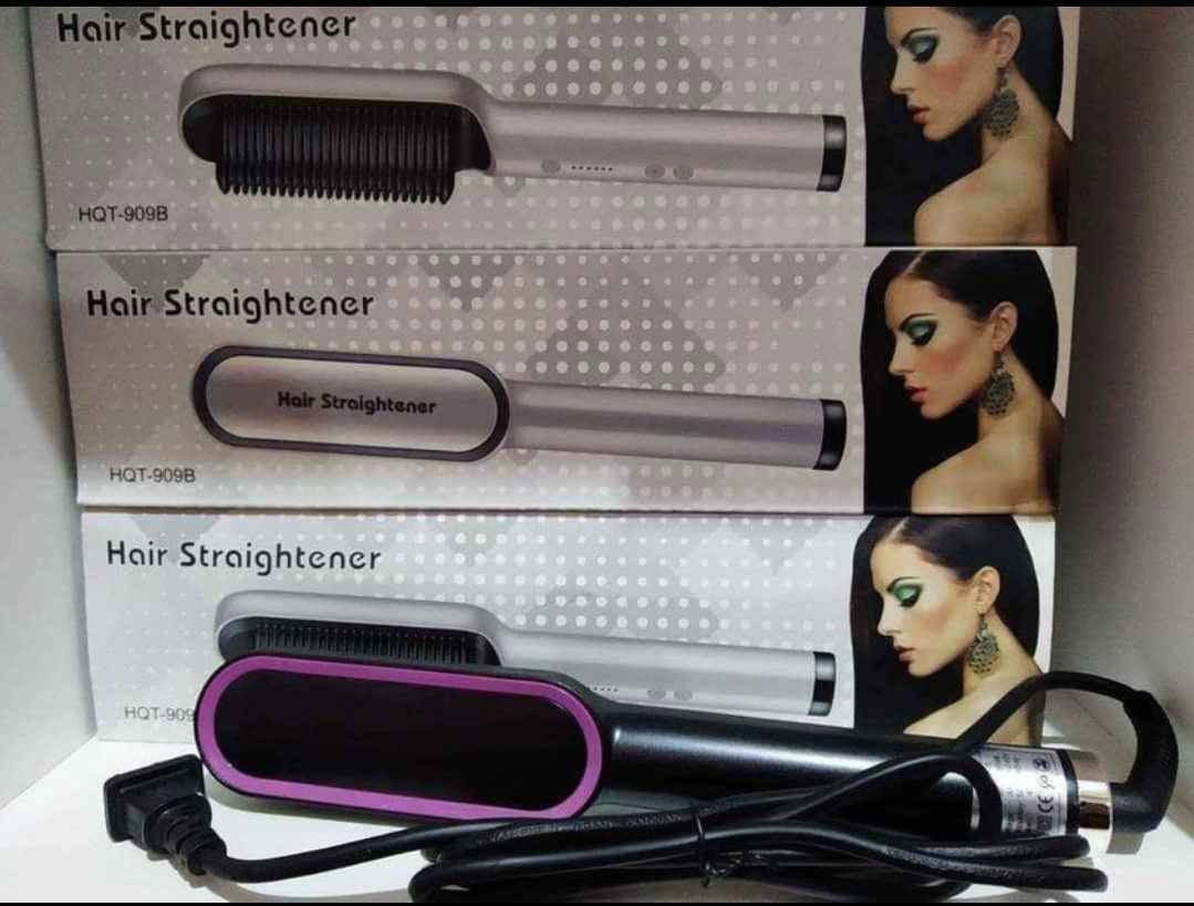 Brosse Lissante Chauffante - HQT 909Be
 HAIR STRAIGHTENER Brosse Lissante Chauffante - HQT 909B

Pour tous les types de cheveux, style super droit
Ne colle pas à tes cheveux
Véritable design anti-brûlure 
Compact et puissant
2 réglages de chaleur et réglages de fraîcheur pour un contrôle maximal du style الجزائر, سيدي امحمد


**إذا كنت صاحب هذا الإعلان وتريد حذفه لأي سبب، رجاءا أرسل رسالة إلى الدعم الفني**