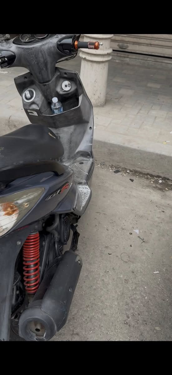 السلام عليكم سكنز ياباني استاند كهرباء القبق النفخ الدراجه بعدهي جديده صارلها 47يوم من طلعتها من المعرض السعر 1200وبيها مجال الله شاهد ماخذها ب1720مكانها بغداد شارع فلسطين ***********
