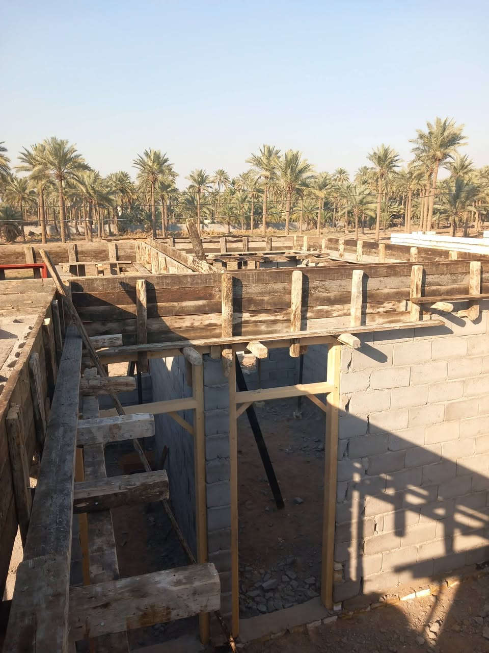 سلام عليكم اخوان نجار قالب لعنده مجمع بيوت رفتات ربطات بنايه اجي اني وقالبي وحسب لتفاق للتصال ***********
