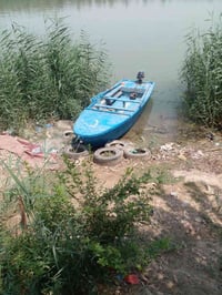 بلم للبيع مكينة ياماها 8 السعر خاص  07715641554