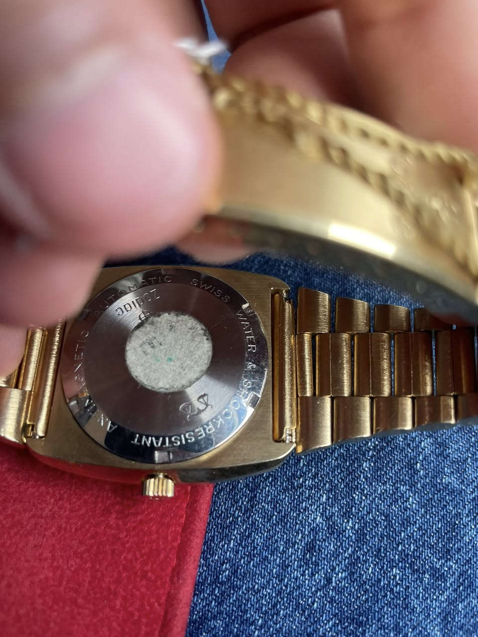 السلام عليكم
زودياك اوتماتيك تغليف ذهب ساعه اسويسري لوك شمع سعر 350 دولار للاستفسار ***********
