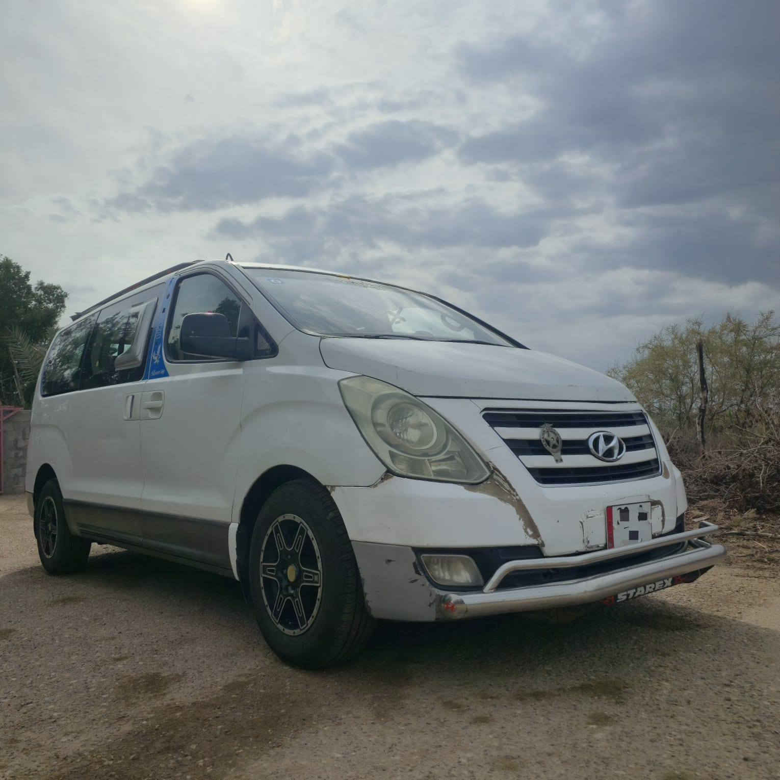 ستاركس ٢٠١٠محورة مسكر محرك  ٢٠١٢سبلاين رقم كير اوتماتيك واسط انكليزي بسمي تبريد جديد حدادية جديدة وسعرها ١٥٥ وبيها مجال المكان ميسان 
***********
***********
