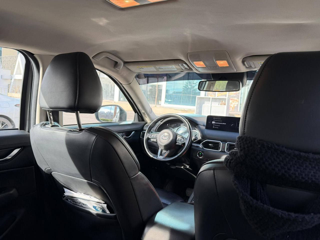 مازدا CX-5 2024 فول مواسەفات skeyactive 
48 هەزار کم ڕۆشتووە 
360 پلە ڕادار+  
کامێرای پشتەوە، سوکان زیرەک، خەتی جادە)  
دیاریکردنی خێرایی
ئۆتۆهۆڵد و برێک کارەبایی (بەصمە) 
شاشە گەورە  - اپڵ کارپلەی + اندرۆید اوتو
فڵچە و لایتەکانی ئۆتۆماتیکیە
تەبرید دوو ناوچەیی و ئۆتۆماتیکی و مەرکەزیی
ئۆتۆستۆپ + دوو دەرگا بەصمە
دوو مۆدی لێخوڕین (ئاسایی و سپۆرت). 
سەنەوی و ژینگەی تازەیە بە ناوی خۆمەوەیە.
 تەحویل و وەکالەت بە شەرت 
بۆنید و چاملغی پێش و دواوەی بۆیاخە 

سـعـر : لە کۆمێنت داوابکە ڕاستەوخۆ بۆت دێت 🤖 

گێڕ و مەکینەی  / مەکینە 25ی بێ تۆربۆ SKYACTIVE 2.5
گێڕ / عادی و ئۆتۆماتیکی. 
هیچ کێشەیەکی تێدا نییە 

ژمارەی خاوەنەکەی 
***********
***********
وەتسئاپ
