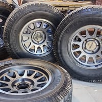 السلام وعليكم  تخم ويل ميثود وتخم تاير تويو  قياس 265/70/17 ستد (5)  ا...