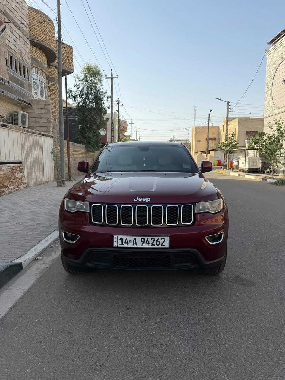 من رخصة الادمن
سلام عليكم  جيب موديل 17 سياره كفاله بيها ملاحضتين كدامك وباكي السياره كفاله حتى دعاميات بيها تقرير مياه بس بدون قره ماداخل بطنها تقريها وتعمل وتسير مامفتوح بيها اي شي كلها بلاد مواصفات الجيب معروفه 
تخم تاير جديد 
حداديه هستوني مسويها امامي خلفي كله عراض اصلي وكاله 
منضومه زنون اصلي وكاله 
مسويلها سيرفس كامل فيت بم جديد نوزلات جويتر بلك اصلي 
سياره ماتذب عليها الف دينار ستخدام شخصي  وتراي وين يعجبك وفحص وين مايعجبك مكان السياره بصره مامتواجد على النت اتصل بل خدمه

***********
