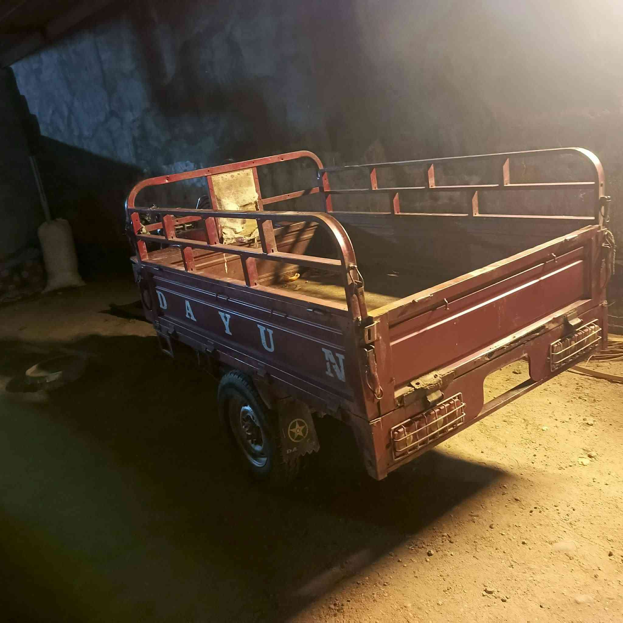 ستوته دايوان للبيع موديل 20
نضيفه مال شغل 
اوراق اصوليه السعر 900
***********
