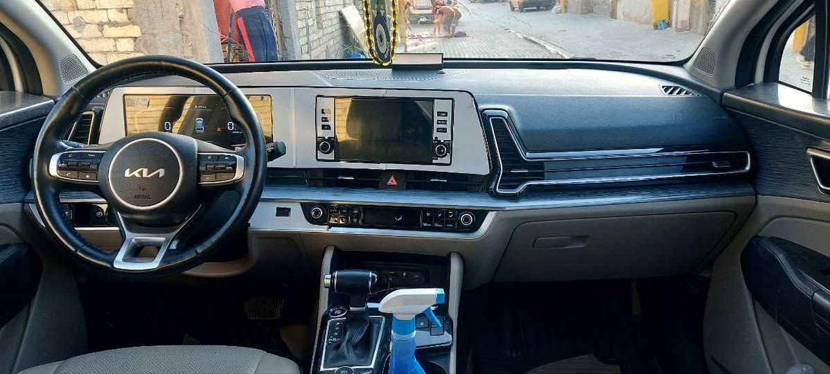 السلام عليكم سبورتج 2023 خليجي فول مواصفات عدا بنوراما مكينه 2000 دوش مكان السياره بغداد سعر 228 وبيها مجال 
الهاتف / ***********
