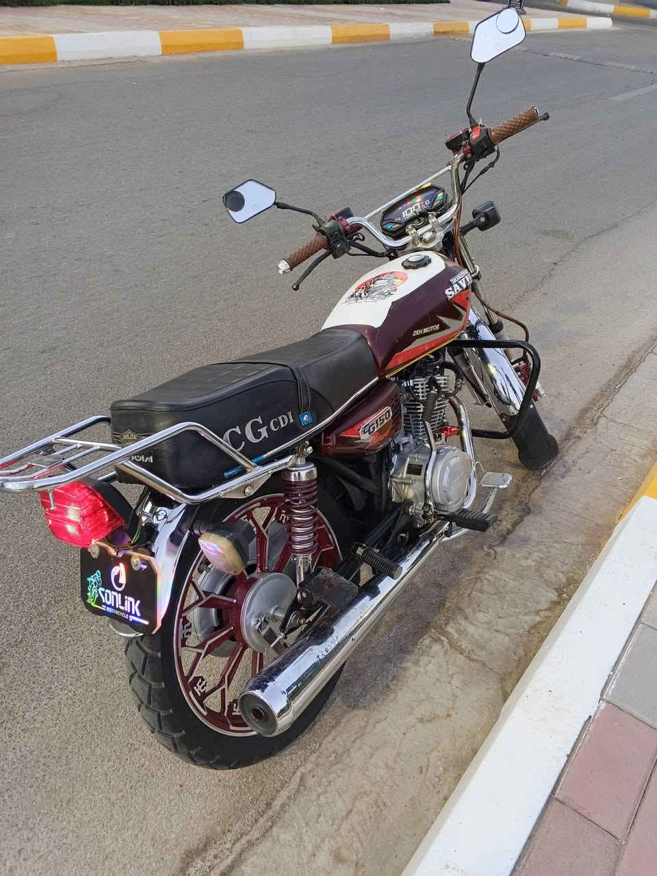دراجه نضيفه مثل بل صوره موديل 24 السعر 725 وبي مجال قليل مكاني الرمادي التأميم القادسيه الثانيه رقمي ***********
