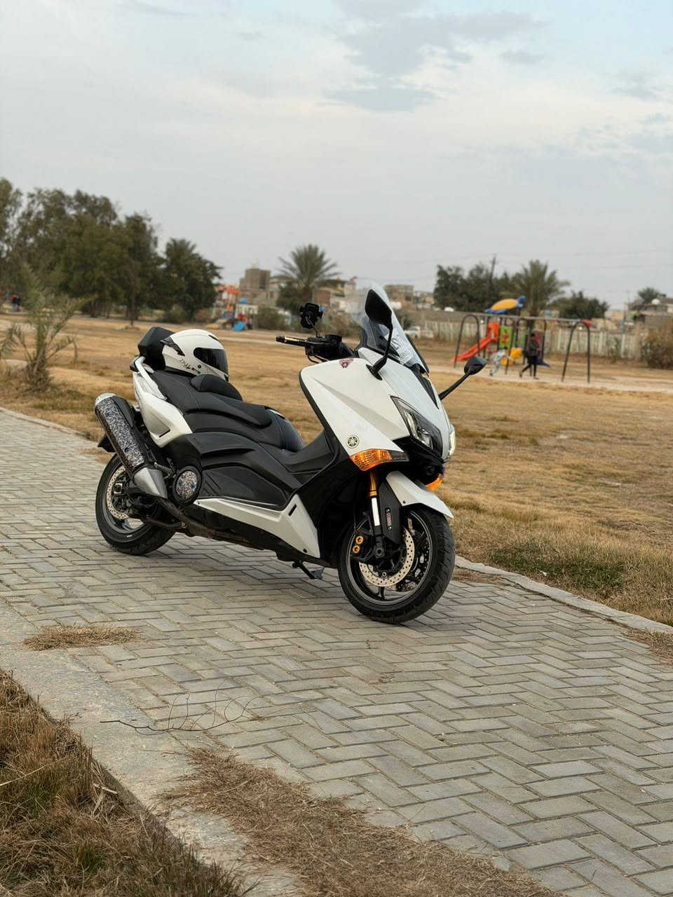 سلام عليكم تي ماكس 2017 دراجه نضيفه فول دراجه ماشيه 23 مكفوله مكاني بغداد زعفرانيه *********** سعرها 62
