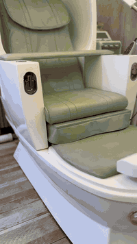 سلام عليكم 
كرسي كبسوله ابو المساج من شركت اطلس 
للبيع  ***********
