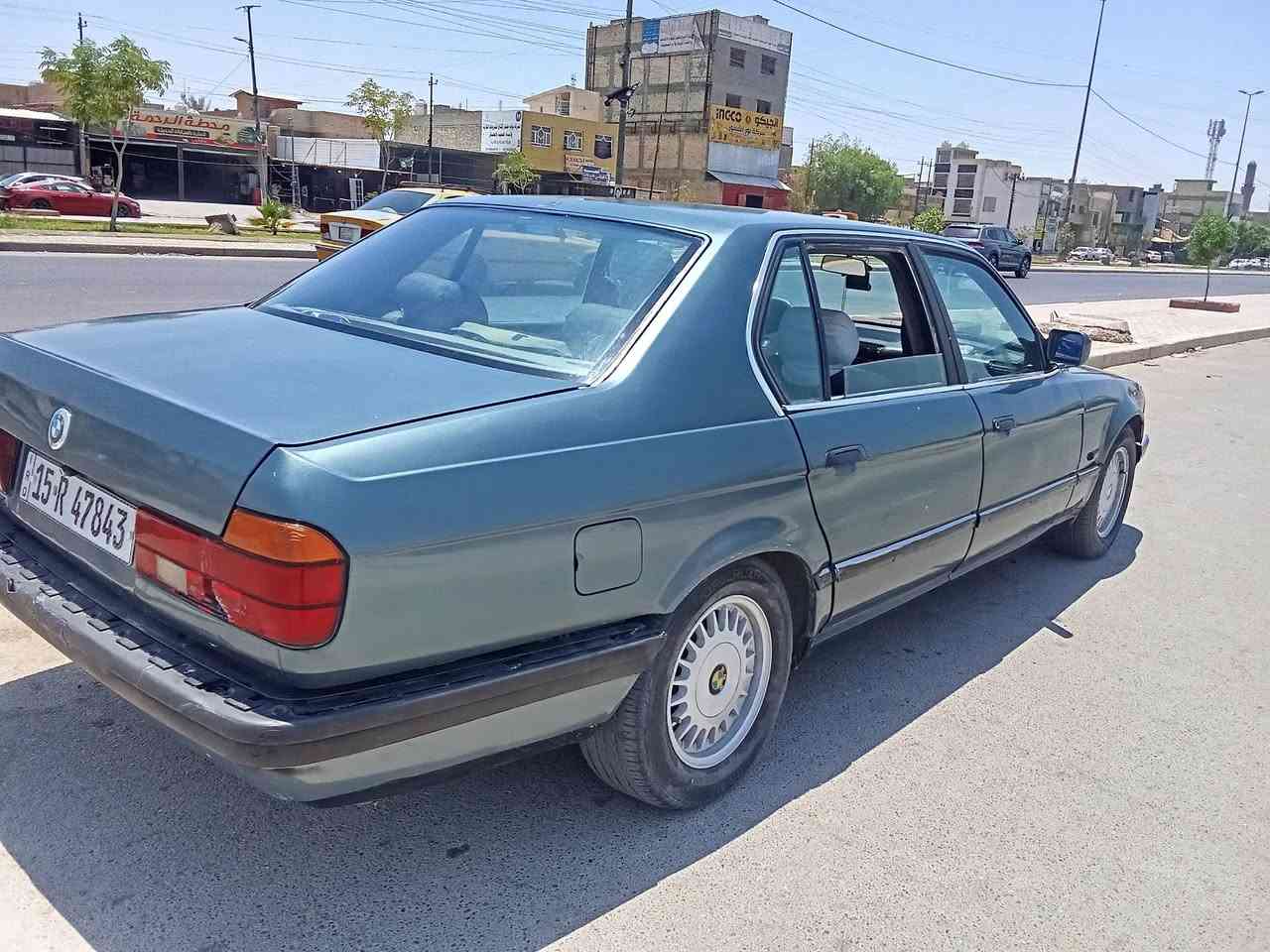 للبيع – BMW 735 موديل 1993
المحرك: جيد
 الكير: جيد
 جميع الكهربائيات شغالة 100%
 داخلية نظيفة ومرتبة
 مسجل شاشة
مصبوغه عام 
 الصدر والدبلات بنسبة 70%
 شيال الكاردن موجود، يحتاج شَدّة فقط
 بيها خياسيات بسيطه
السعر 38
مكاني بغداد
***********
