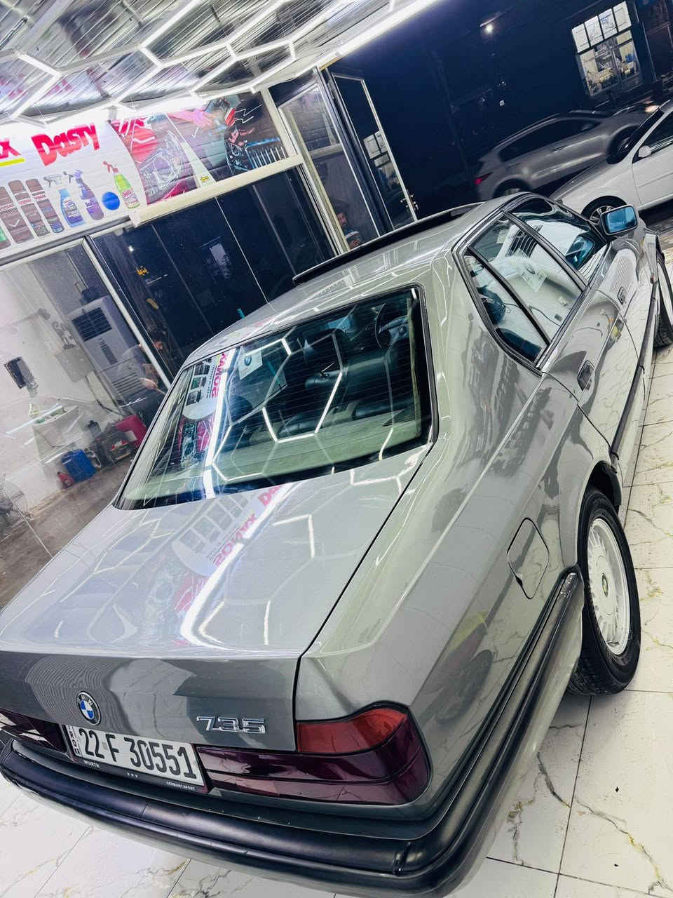 مكلف بل نشر رجا اتصل اتصل
***********
للبيع او مراوس بيكم
حجم ٧٣٥ 
موديل ٩٢ 
دبل جام 
سلايت 
سياره جديده بل واقع احله من صور طك كارتون 
سياره جاهزه ع اخر حبايه فول الفول 
بسمي تحويل هزه جديده سنويه لحد ٢٠٣١ تنتهي 
مصبوغه عام جمالية شرط بدون ضرر 
عنواني واسط كوت
