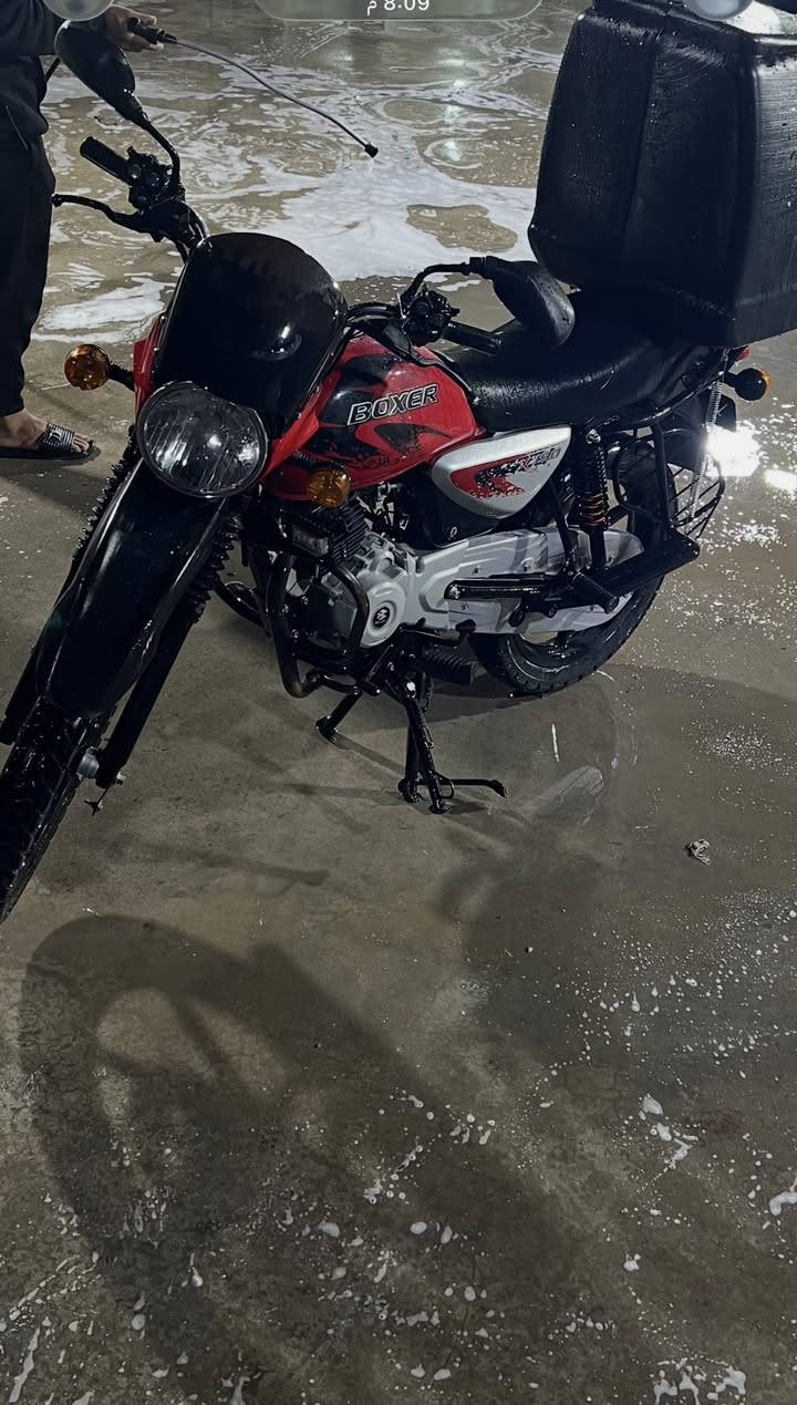 دراجه بوكسر مديل 2023 نضيفه 95 بغداد حي الجهاد الشراي ***********
