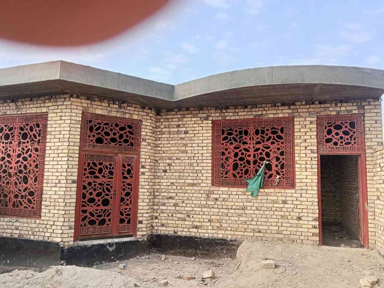 السلام عليكم هيكل للبيع بعرصات حيدر حوالي الخصيمة المساحة 266متربسعرمناسب للمزيد من تفاصيل خاص اوالتصال على الرقم الموجود ***********
