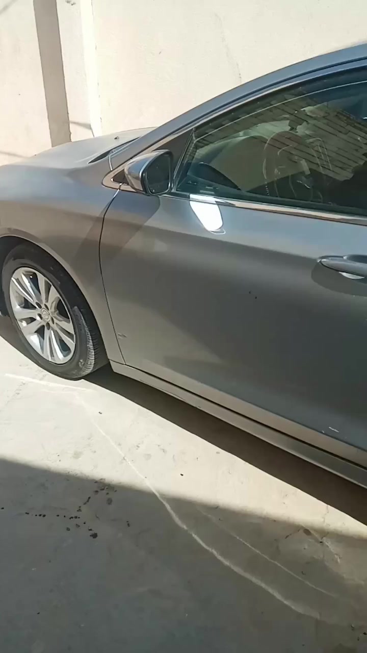 بسم الله الرحمن الرحيم
ان تسمح لي سي ٢٠٠ وديل ١٥ سياره استخدام خاص ما عايزه شي الكل شغال سنويه بسمنا لغاية شهر ١٢   ٢٦ 
ضررها بنيد او مكروه ايمن 
رقم صاحب السياره *********** متواجد على الواستاب
