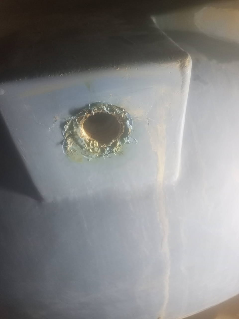 سلام عليكم تصليح تانكيات بلاستك ضمان سنه ارجعه بلادي مكاني بغداد رقم 
***********
