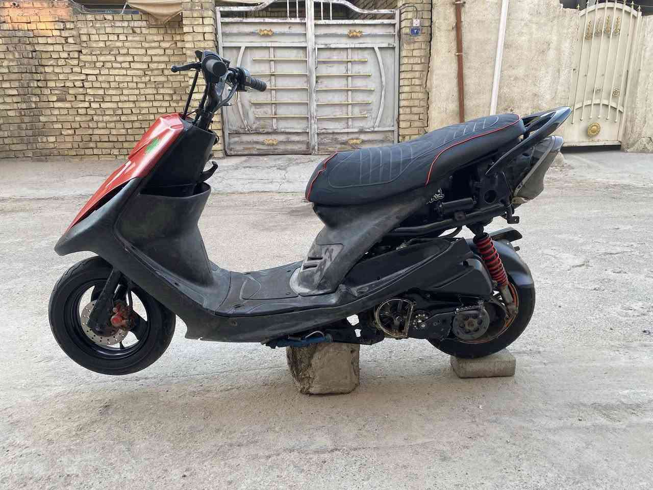 السلام عليكم ماكس عدله مال لعب بلاديه 
بيها مكينه أخت الرمبه شلعه معدل خير من الله 
شغاله سلف هندر بكلايت الخلفي شغاله 
سعرها 375مكاني البياع حي المعالف 
رقمي ‭***********‬واتساب
