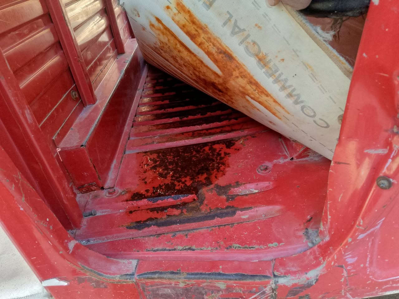 سلام عليكم تكتك بياحو للبيع مديل 18تكتك نضيفه بعنه الكلمه مكينه مكفوله لاتنقيص ولا تبخير خير من الله طسه حلوه تخم تاير قطرت خياس مابيها تكتك بلاديه بيها بس هاي ضربه بصفحه موضحه بصوره معروضه ب 1900مكاني بغداد البلديات رقم الهاتف ***********الاستفسار ماموجود علنت تحياتي
