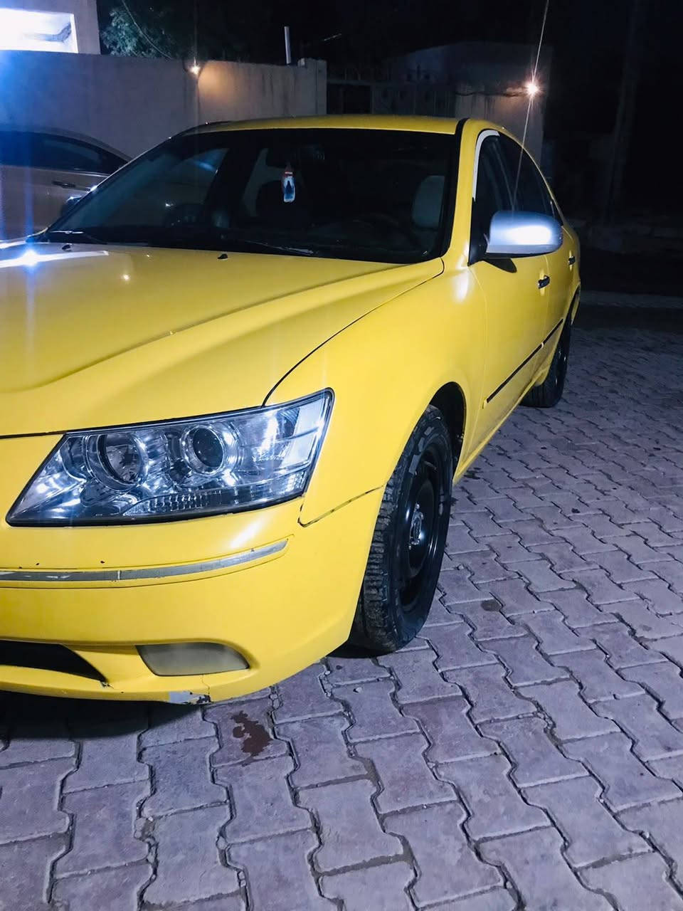 سلام عليكم سوناتا مديل 2010
سوناتا مديل 10 رقم انكليزي سنوويه ل 2027 
سيارة جاهزه تبريد ثلج حداديه 100/80
وصل خط كامل مسجله كربلاء نجف 
 تخم تاير جديد باتري جديد  
رقم ***********. اتصال
غير متواجد ع مازنجر  تفاصيل أكثر أتصل
