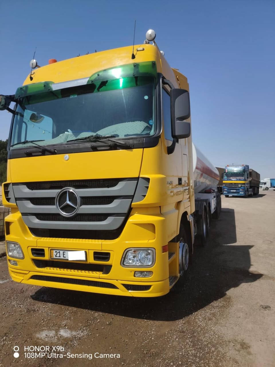 السلام عليكم 
اكتروز حواجب سنكل خلفي
موديل 2009 
حجم 25.44
كير اوتماتيك 
فول مواصفات ثلاجه دبل مناميه 
هاف طكتين تبريد جديد 
رقم سليمانيه انكليزي 
مربوطه تانكي عين العراق
موديل التانكي 2025 جديد
3 محاور دبل تاير حموله 36الف 
طوناج جي بي اس جديد بويلر بوري 8
السعر :710$ ورقه
العنوان : الأنبار / الفلوجه / معرض الرشيد
للاستفسار :*********** او مراسله الصفحه
